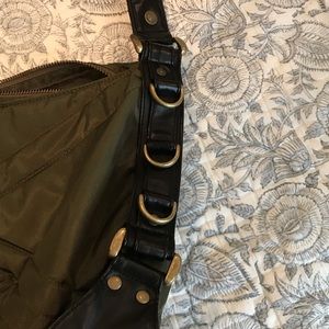 Oakley bag in military green with black strap